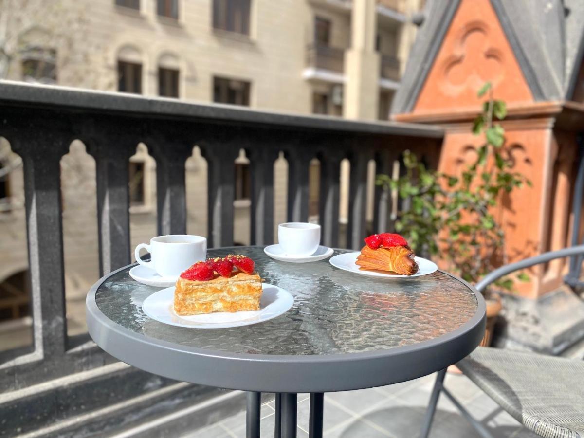 Heart Of Yerevan - City Center Luxury Apartments Buitenkant foto