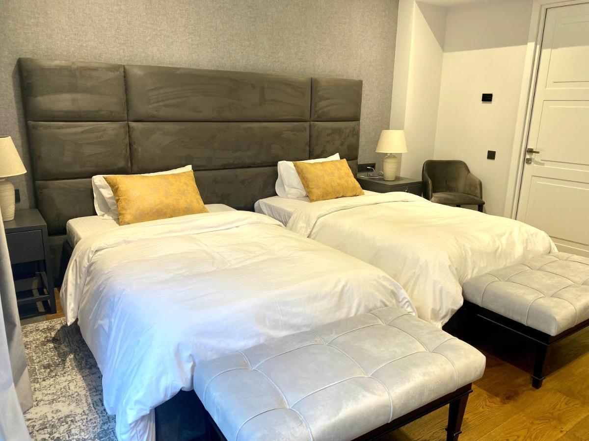 Heart Of Yerevan - City Center Luxury Apartments Buitenkant foto