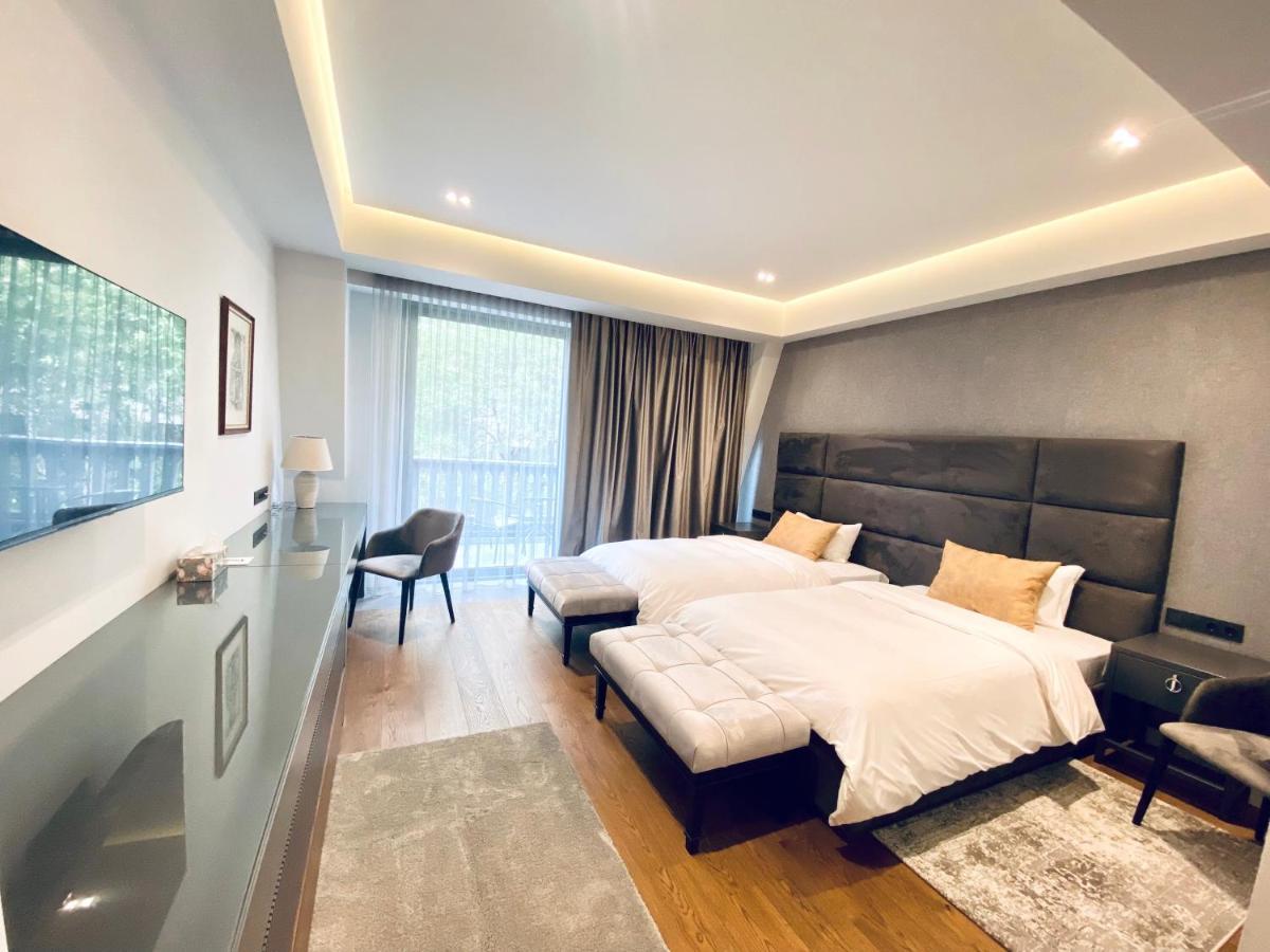 Heart Of Yerevan - City Center Luxury Apartments Buitenkant foto