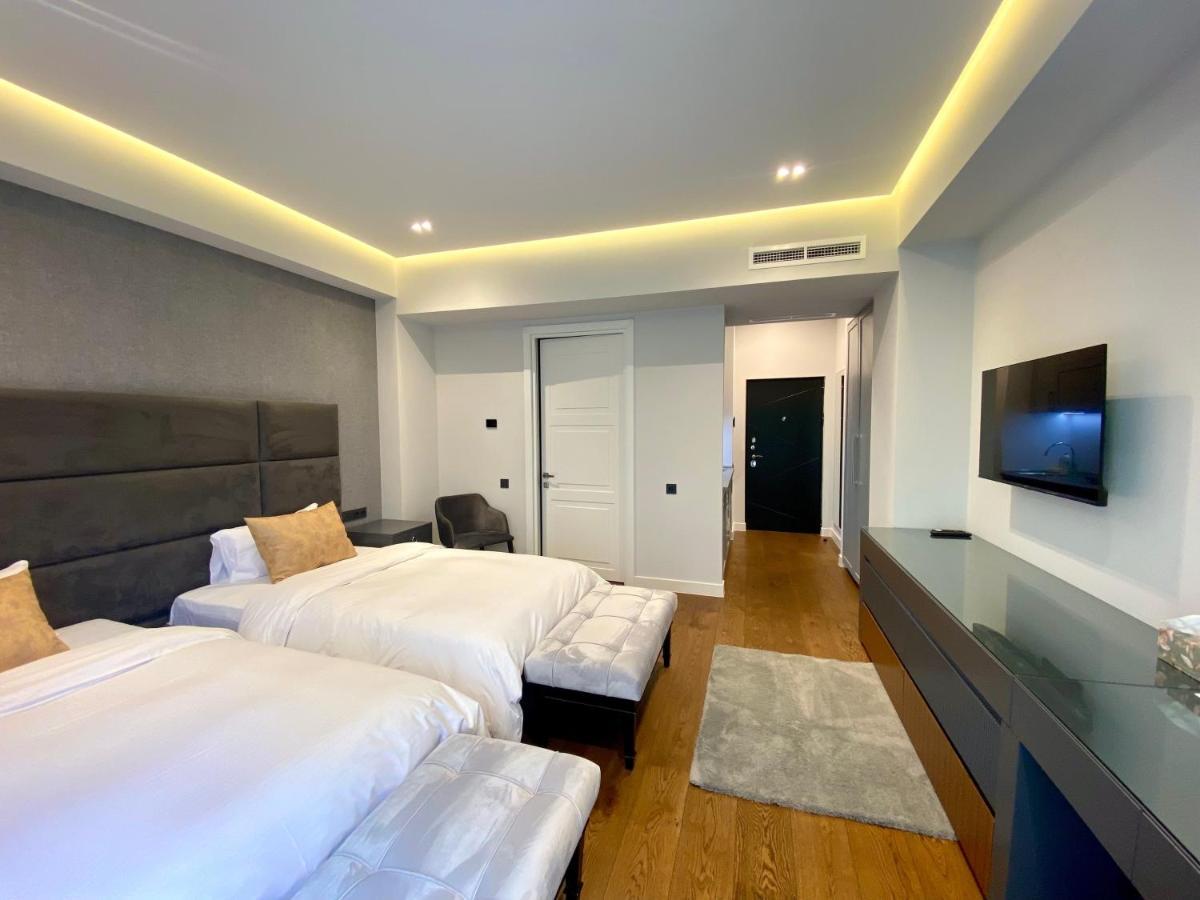 Heart Of Yerevan - City Center Luxury Apartments Buitenkant foto